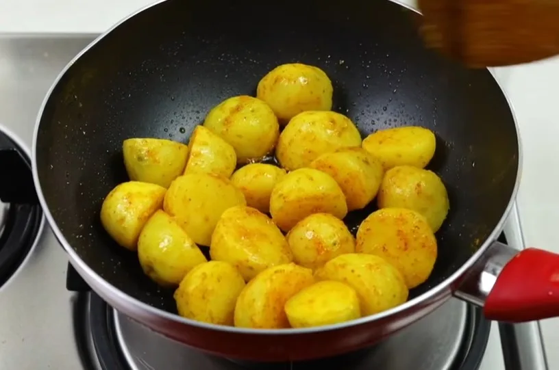 dahi aloo recipe